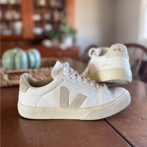 Veja Cream and White Casual Sneakers